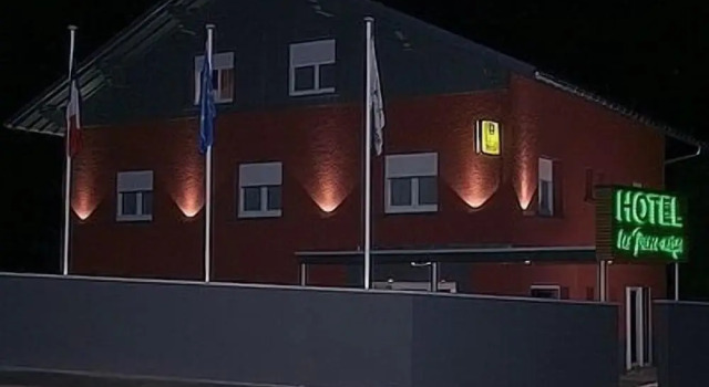 Hôtel Les Perce-Neige, Book Hotel 3-stjernede hoteller i Doubs, 3*