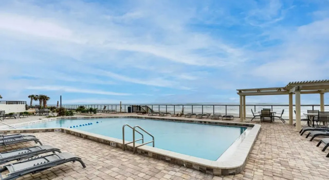 Апартаменты Daytona Beach Shores Condo w/ Oceanfront Pool!
