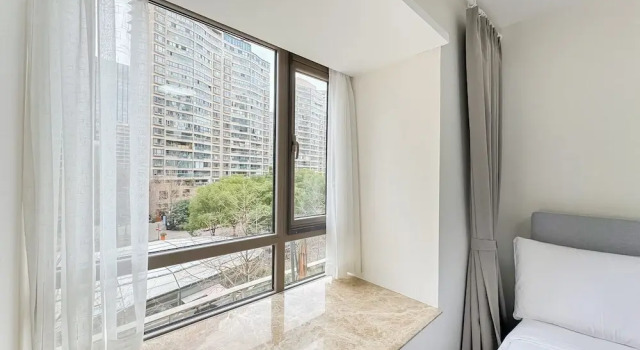 Tyms 3BR 2BA Apt Gubei CBD Near Line10, Varaa Huoneisto Shanghai Shanghai