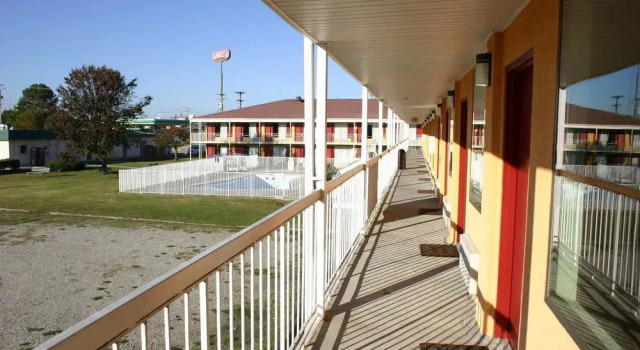 Ashburn Inn of GoldRock