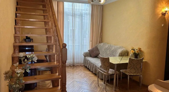 Апартаменты с балконом Giorgi Apartment