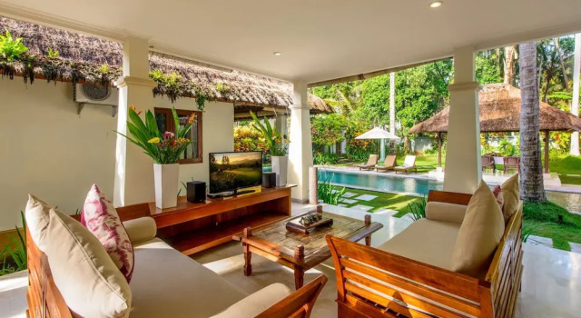 Вилла Bali Villa Near the Beach, 2015