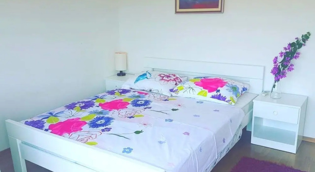 Floral Apartments Yazzy 2