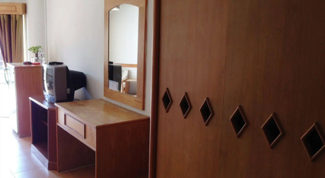 Skaw Beach Hotel