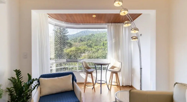 Beautiful 2 Bedroom Apartment in Itacorubi Rlz0301