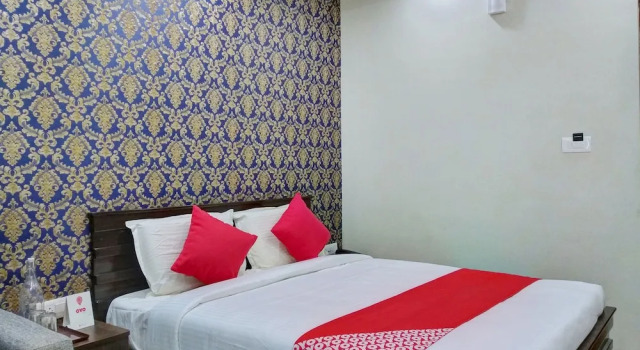 OYO 10521 GCK Suites, Забронировать Отель Отели штата Карнатаки 3 звезды, 3*