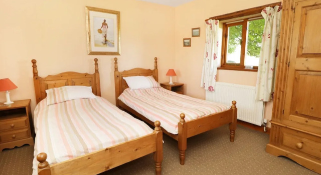 Rose Cottage, Varaa Lomakoti Mökit kohteessa Merseyside, Mökki