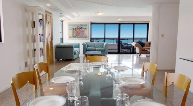 Апартаменты Um por andar com vista panorâmica do mar