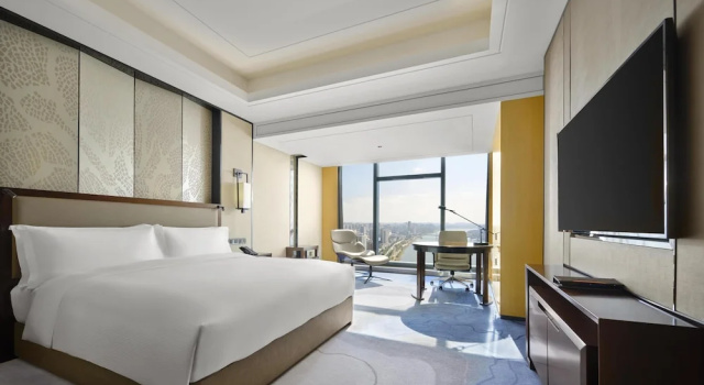 Номер Executive с видом на реку Hilton Zhuzhou
