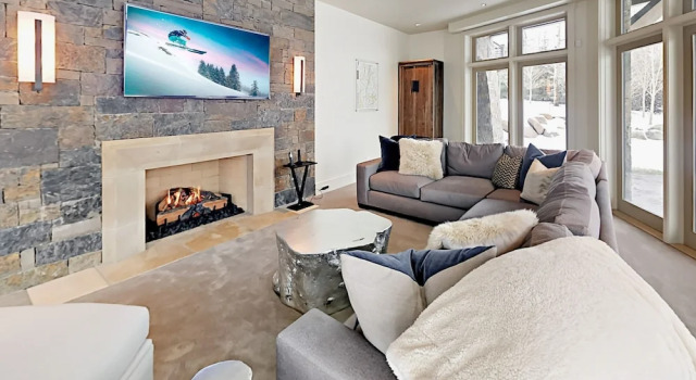 670 Moore Dr Home 5 Bedrooms 6.5 Bathrooms Home, Buchen Sie Ferienhaus Aspen Aspen-Snowmass, in der Nähe von Five Trees
