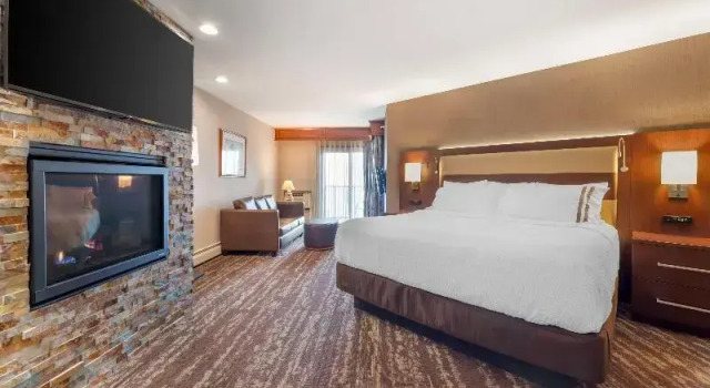 Люкс Best Western Plus Superior Inn & Suites