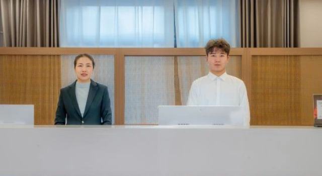 Holiday Inn Bali (Lanzhou Xigucheng High speed Railway Station), Book Hotel Lanzhou Gansu
