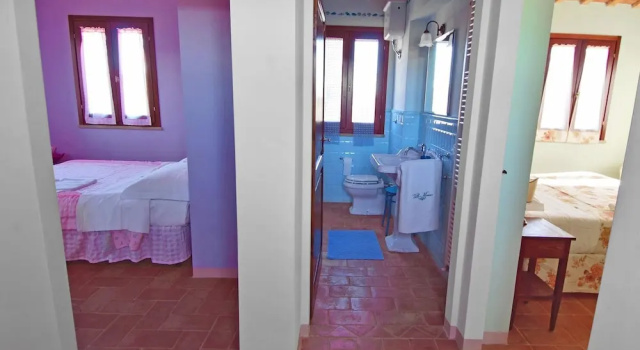 Independent house with Spa pool, Забронировать Курортный отель Курортные отели Сан-Костанцо, Курортный отель