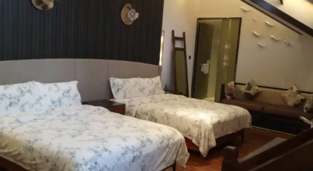 Апартаменты Elephant Trunk Hill Hotel