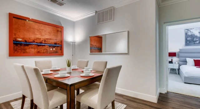 Immaculate 2BR/2BTH - Office/dining seating - Fast WIFI - Patio - Free Parking! (FV2)