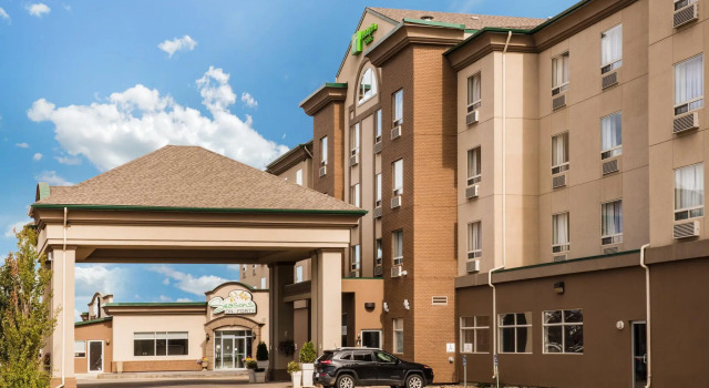 Номер Standard Holiday Inn & Suites Grande Prairie Conference Center by IHG