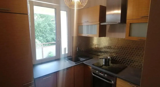 Mieszkanie 2 pok., centrum Ustka, blisko morza, Varaa Huoneisto Hotellit Pommeri pysäköinnillä, Pysäköinti