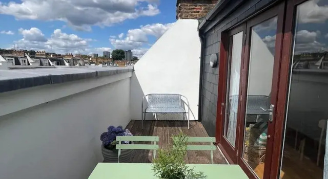 Апартаменты Charming Primrose Hill Rooftop Duplex