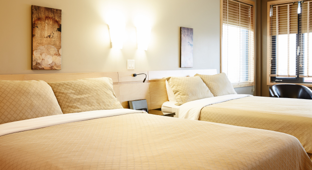 Hôtel Le Dauphin Saint-Hyacinthe, Rezervasyon Otel  