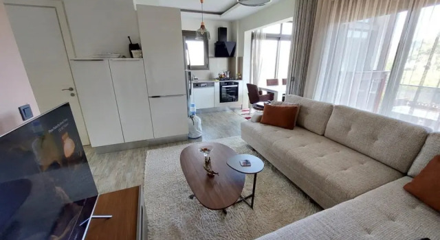 Vibrant Flat With Balcony in Golturkbuku