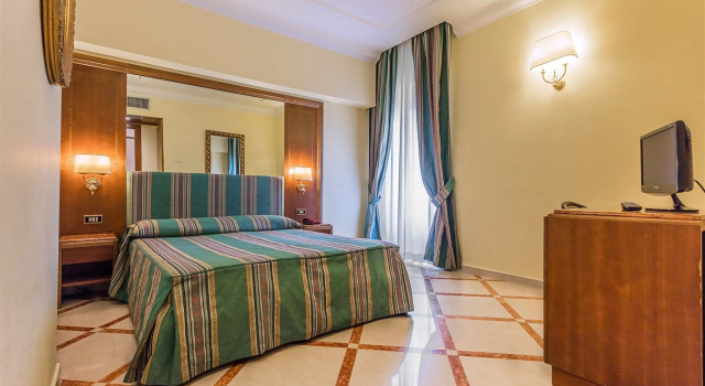 Raeli Hotel Noto