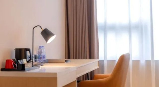 Люкс Business Vienna International Hotel (Guangzhou Development District)