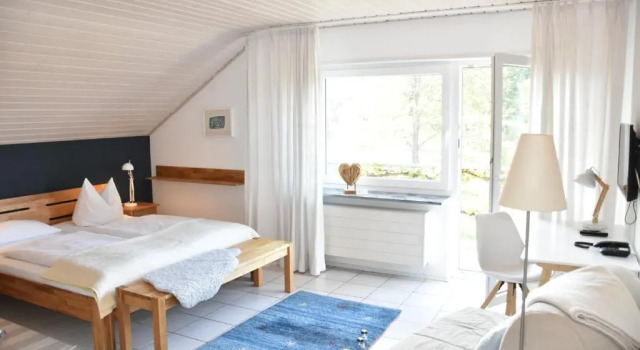 Двухместный номер Standard с балконом Hotel KAMPS