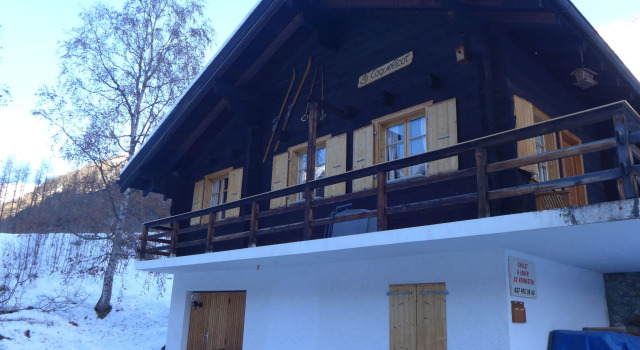 Chalet Coquelicot, Prenota Chalet Hotel a Canton Vallese con parcheggio, Parcheggio