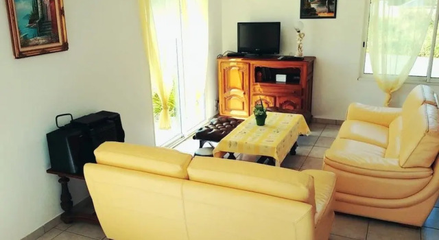 House With 4 Bedrooms in Santec, With Enclosed Garden - 300 m From the, Забронировать Отель Отели Finistère с парковкой, Парковка