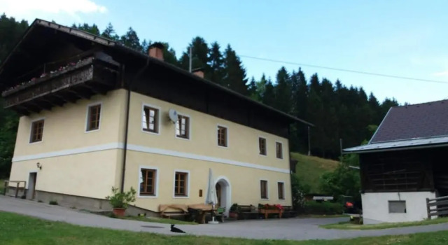 Köstlhof, Familie Hassler, Book Hotel Dellach im Drautal Nassfeld