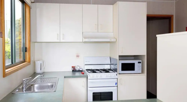 Номер Standard с 3 комнатами с балконом Airport Tourist Village Melbourne