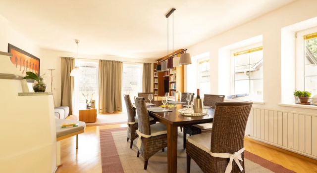 Апартаменты с балконом Riedz Apartments Innsbruck- Zentrales Apartmenthaus mit grüner Oase