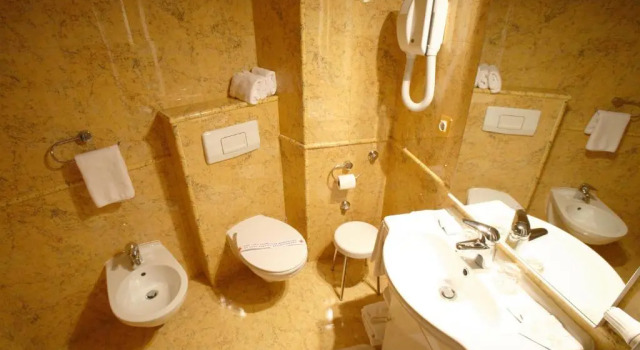 Двухместный номер Standard Hotel Dinara