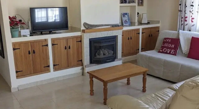 Sunny Villa Retreat in Murcia, Забронировать Вилла Коттеджи Мадрида, Коттедж