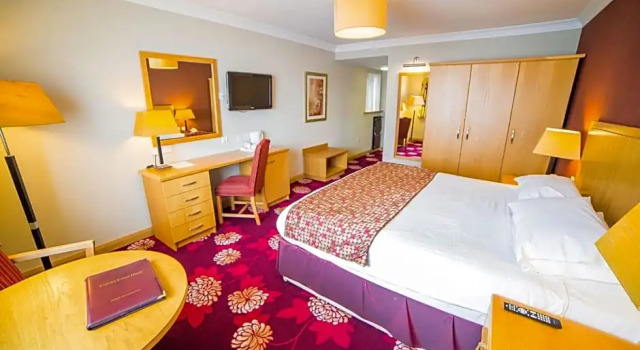 Номер Standard Curran Court Hotel