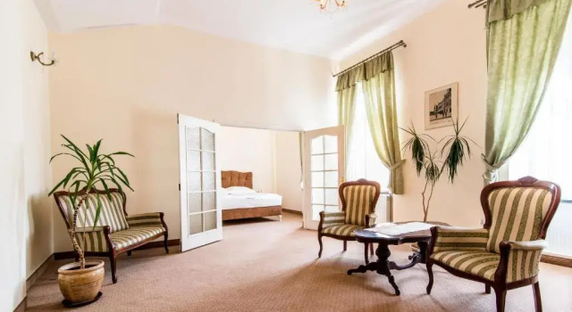 Suite Hotel Piast