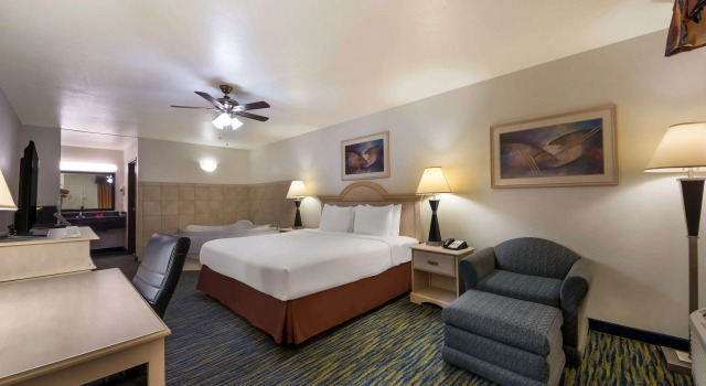 Двухместный номер Standard SureStay Hotel by Best Western Falfurrias