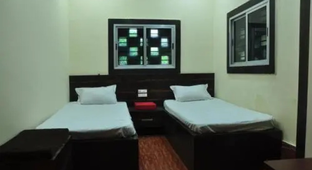 hotel golden inn