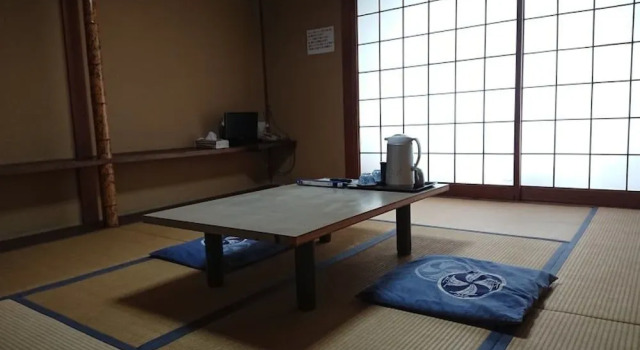Hotel shirahama, Забронировать Отель Отели Сирахама с парковкой, рядом с Fisherman's Wharf of Shirahama, Парковка