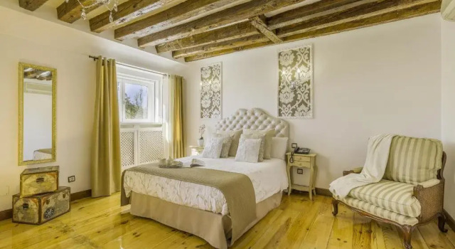 Апартаменты с красивым видом из окна Oriente Palace Apartments