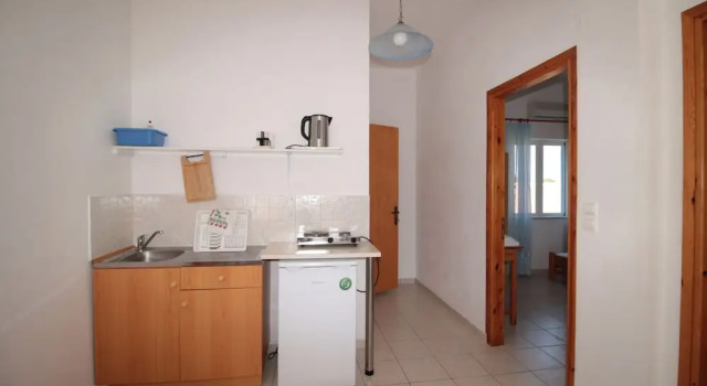 Семейные апартаменты с 2 комнатами рядом с пляжем Alexis Apartments