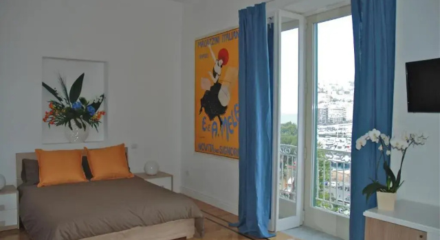 Palazzo Mele Residence, Book Hotel Hoteller i Napoli med parkering, Parkering