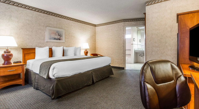 Двухместный номер Standard Quality Inn & Suites Silicon Valley