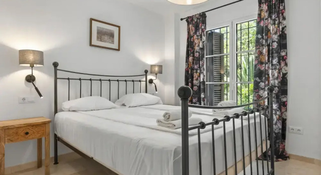 Classic Urban Flat in Malaga City Center - Mal05, Забронировать Апартаменты/квартира Апартаменты Малаги, рядом с Salamanca Market, Апартаменты/квартира