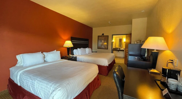 Номер Comfort Sunbridge Inn & Suite Extended Stay