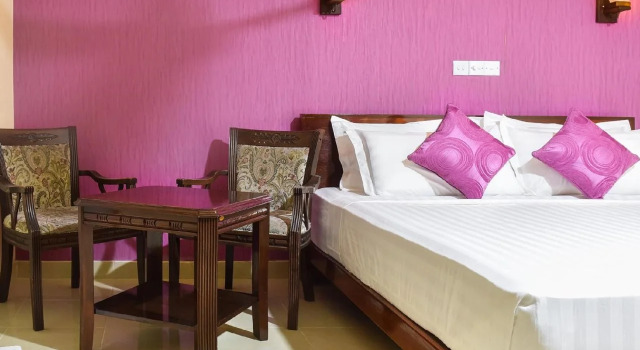 Surf Retreat, Réserver Hôtel Bodufolhudhoo Atoll Ari