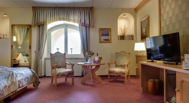 Полулюкс Hotel Schloss Nebra