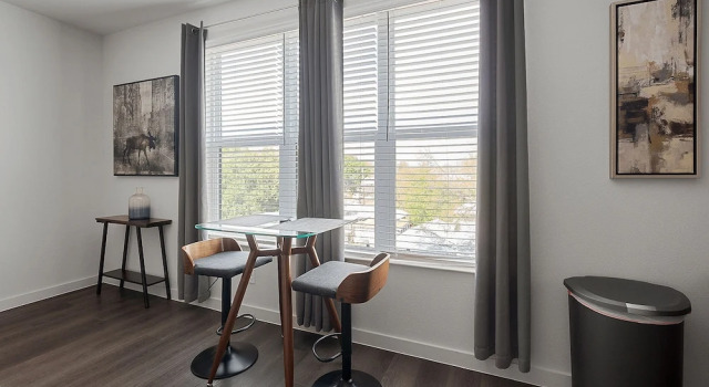 Heal Fly Comfy Dallas 1BR Pool Gym Utsw, Buchen Sie Ferienwohnung Dallas Dallas - Fort Worth und Umgebung