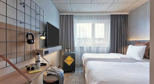 Номер Standard Moxy Hamburg Altona