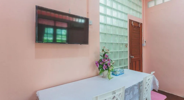 Gaiwandhanat Homestay, Забронировать Гостевой дом Гостевые дома Бангкока, рядом с Бан И Хан, Гостевой дом